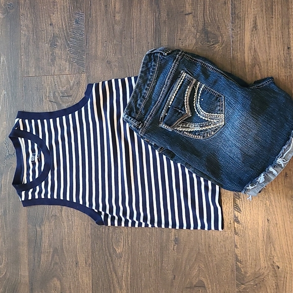 GAP - Summer Striped Tank Top - Picture 1 of 5